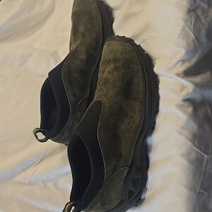 Merrell Winter Moc Army Green Slip On Shoes Men's Size 9.5 Suede